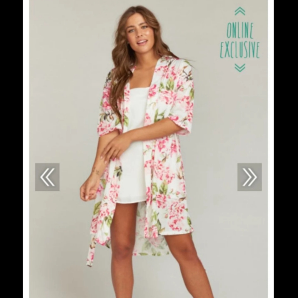 NWT Show Me Your MuMu Brie Robe